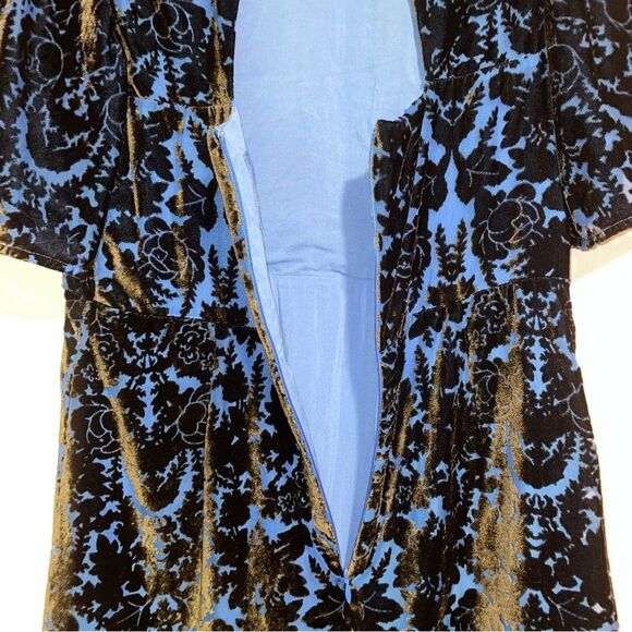 NEW Anthropologie Mock-Neck Burnout Velvet Mini Dress Womens Size 10 Whimsigoth - Picture 8 of 9